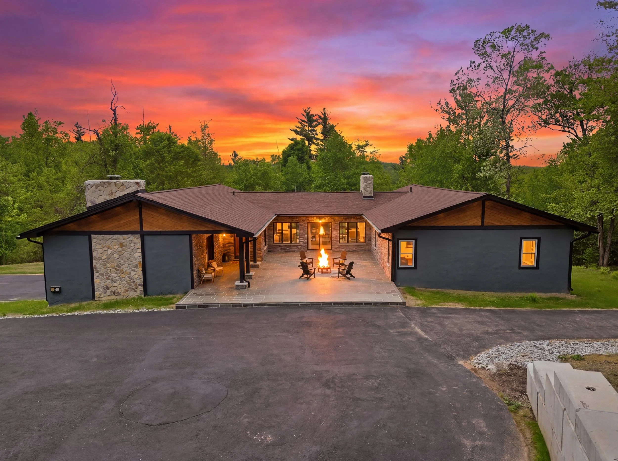 Real estate listing in Amherst, NH