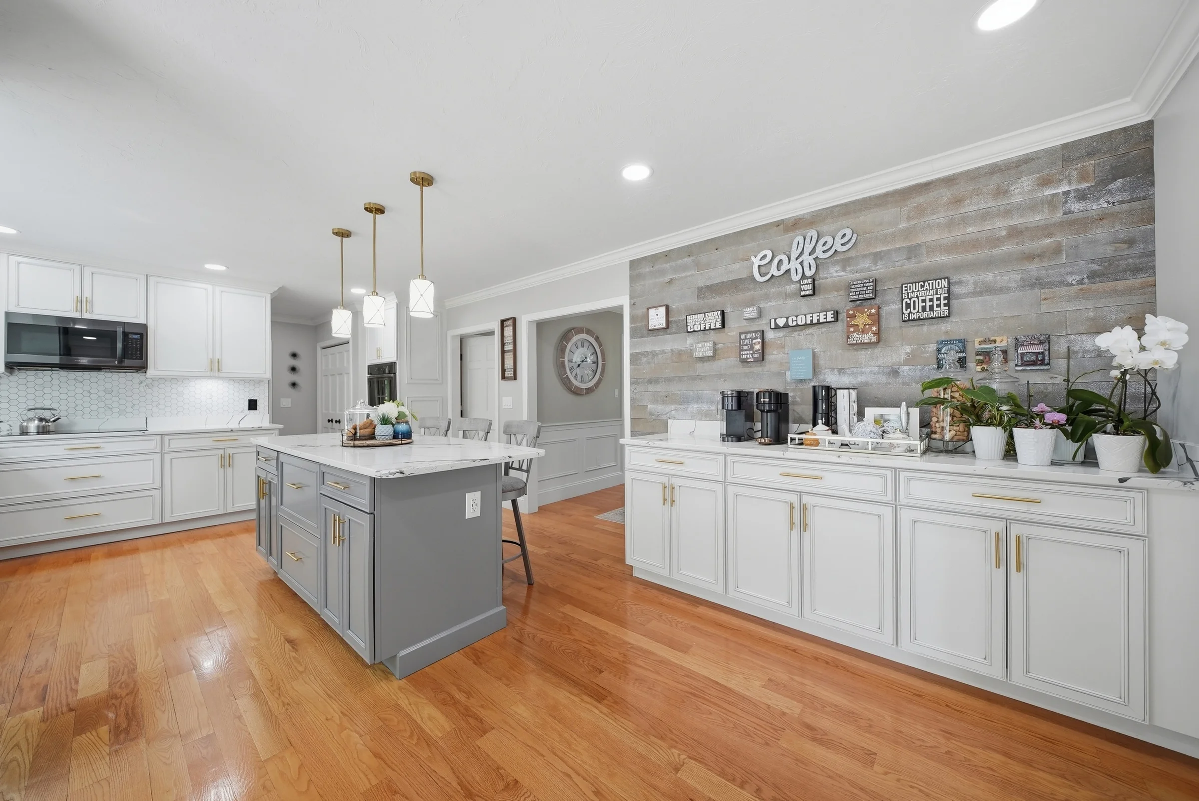 A bright, professionally photographed kitchen interior by Skyline Media